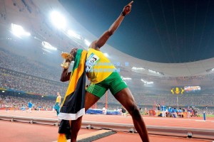 【彩经网】蝶泳名将再破纪录，世界泳坛迎来新巅峰