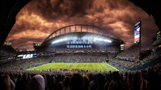 彩经网官网首页-贝林厄姆深夜苦练引关注 训练基地灯火通明见证新星加练七小时