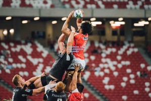 彩经网-虚拟绿茵烽火燃，实况足球上演梅州客家对阵日本队特别赛事