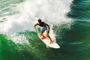 彩经网官网首页：亨利盛赞德布劳内，其思维与视野足比传奇，乃当代最接近大劳德鲁普之人